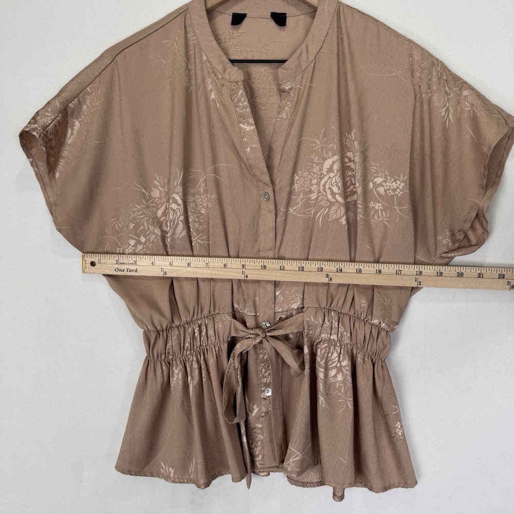 Unbranded Asian Print Floral Satin Top Womens Medium Beige Fairy Whimsy Feminine - Picture 14 of 16